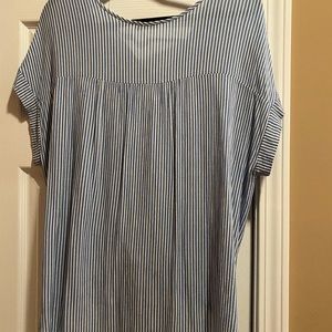 Shirt shorter front longer back